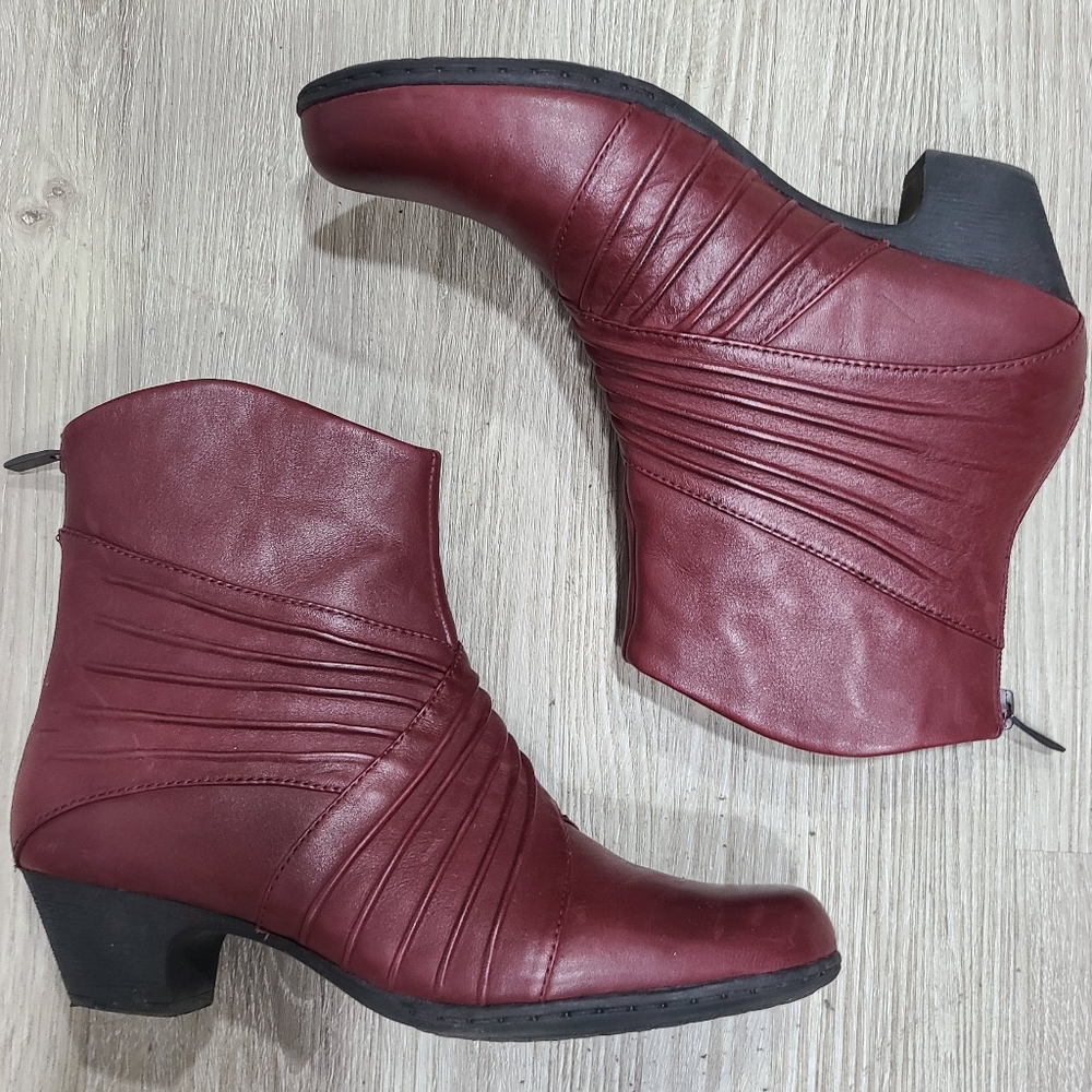 Rockport Wine Color Leather Boots